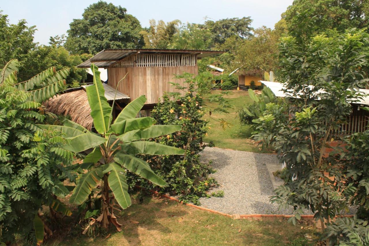 Maracumbo Lodge Mompiche Exterior foto